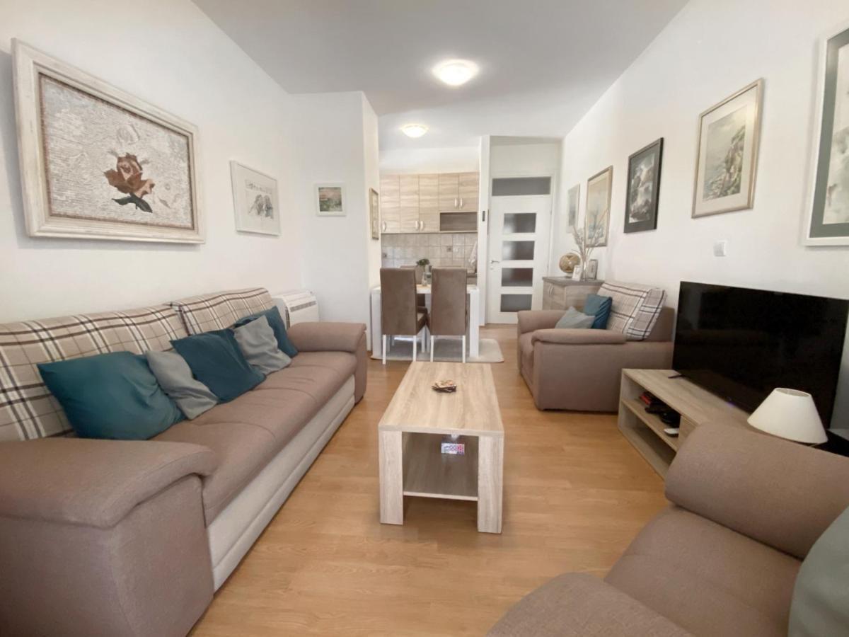 Welcome Apartments Petrovac Luaran gambar