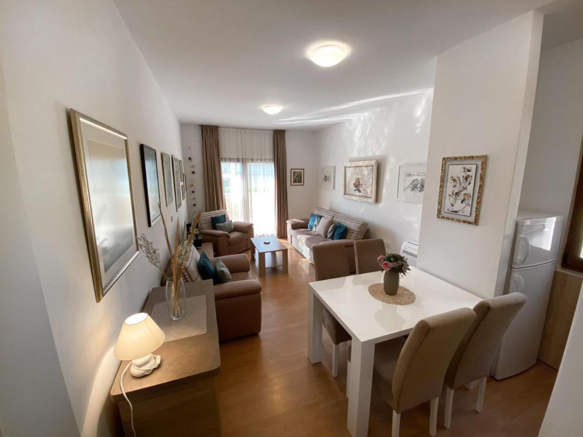 Welcome Apartments Petrovac Luaran gambar