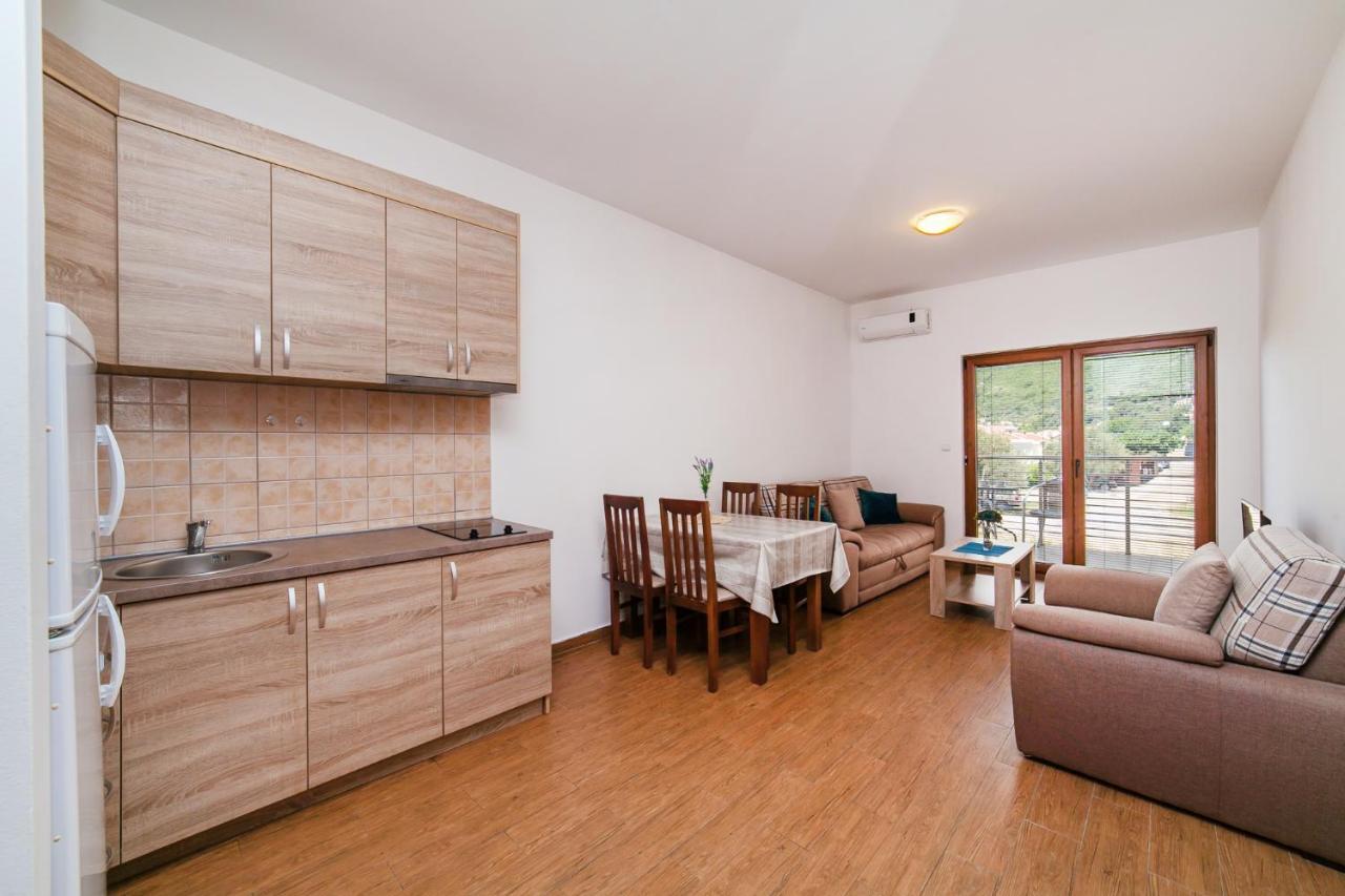 Welcome Apartments Petrovac Luaran gambar