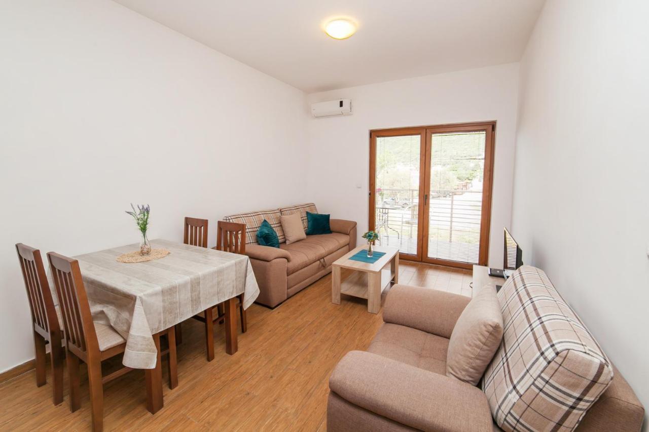 Welcome Apartments Petrovac Luaran gambar