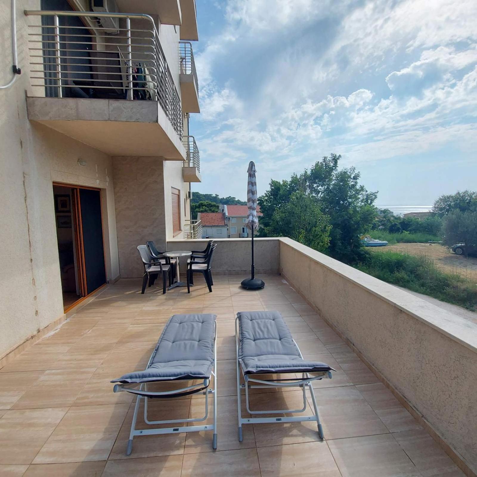 Welcome Apartments Petrovac Luaran gambar